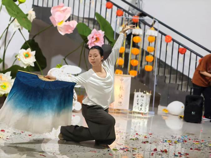 图示, 示意图

中度可信度描述已自动生成:ver1